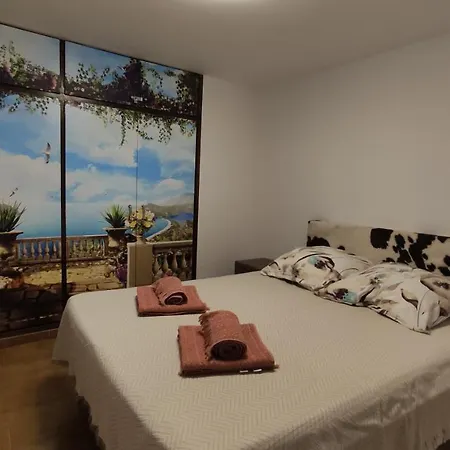 Apartamento Las Palmeras *